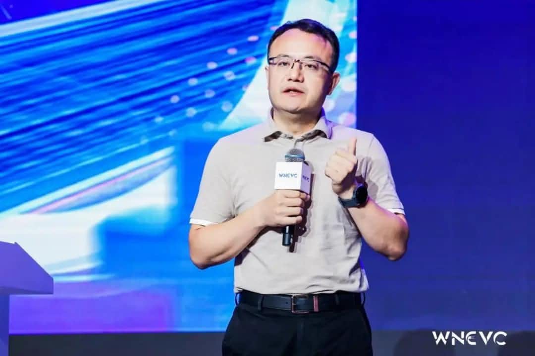 ����ϣ��williamhill�ٷ���վCEO����������ȷȨ�������徲�����ݱջ����¡�˼��